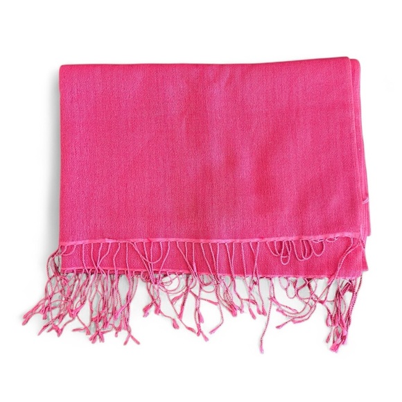 Bloomingdale’s | Cashmere & Silk Scarf Wrap EUC - Picture 2 of 4